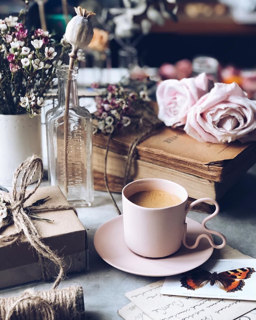 Красивые уютные чашки