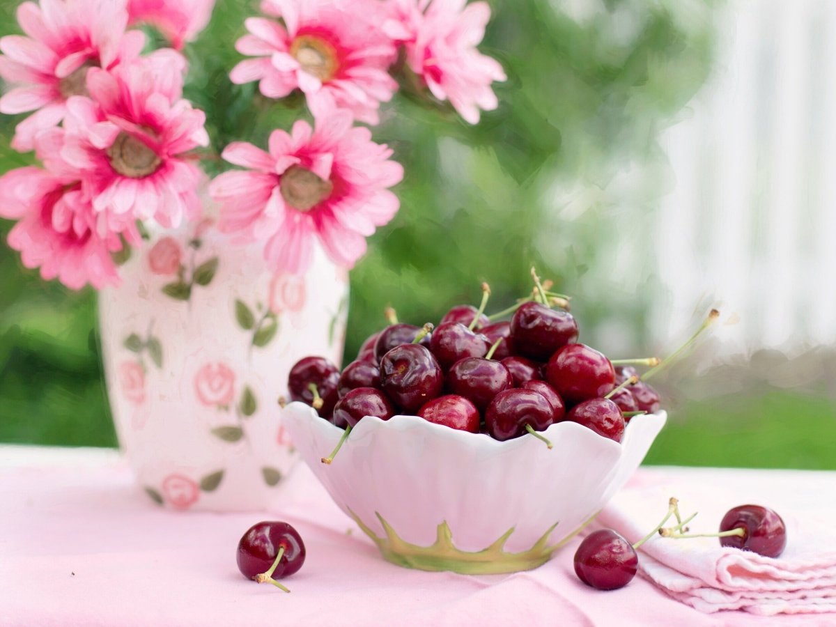 Цветы и фрукты