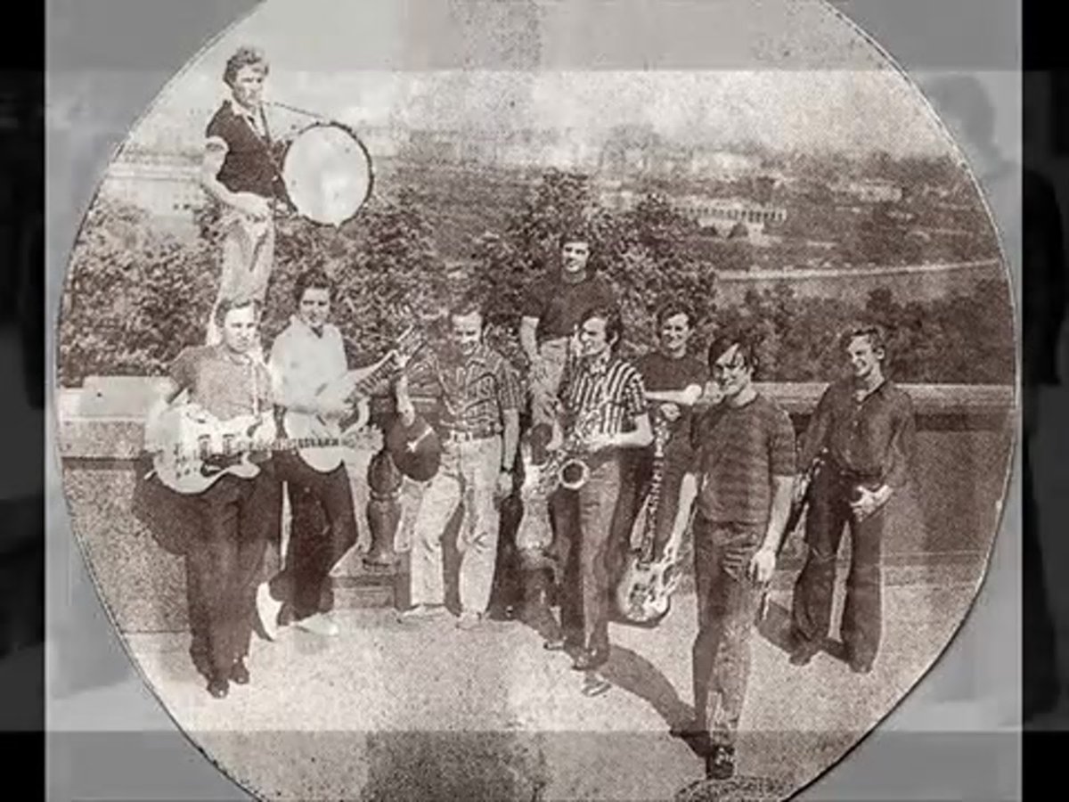 Группа весёлые ребята (ВИА)