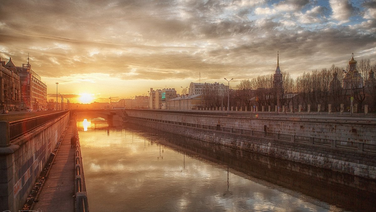 Рассвет в Петербурге