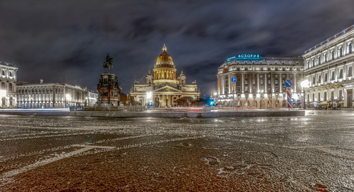 Исаакиевская площадь Санкт-Петербург зима