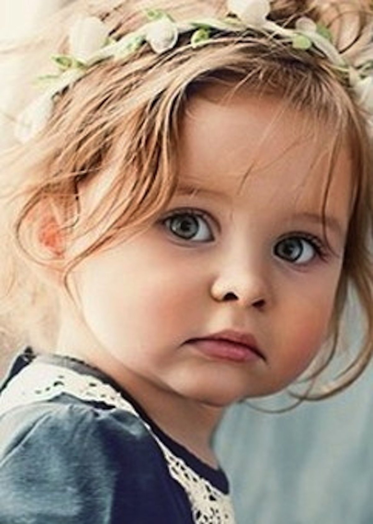 Красивые кучерявые дети