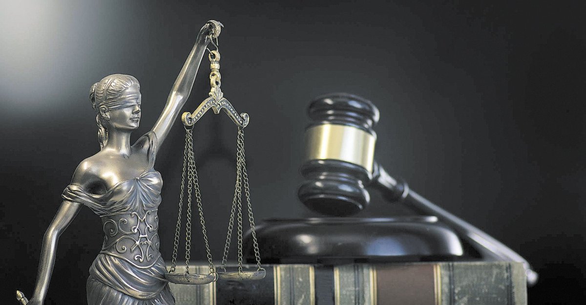 РГУП статуя Фемиды