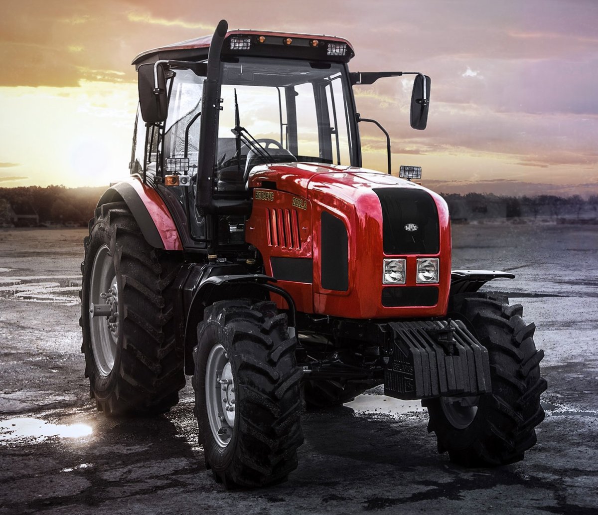 Трактор Беларусь 2022