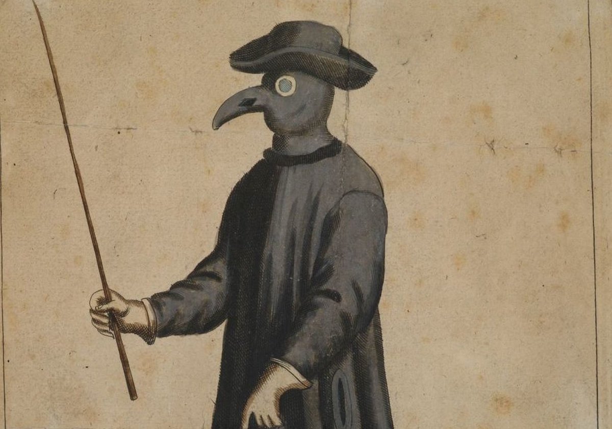 Костюм чумного доктора средневековья