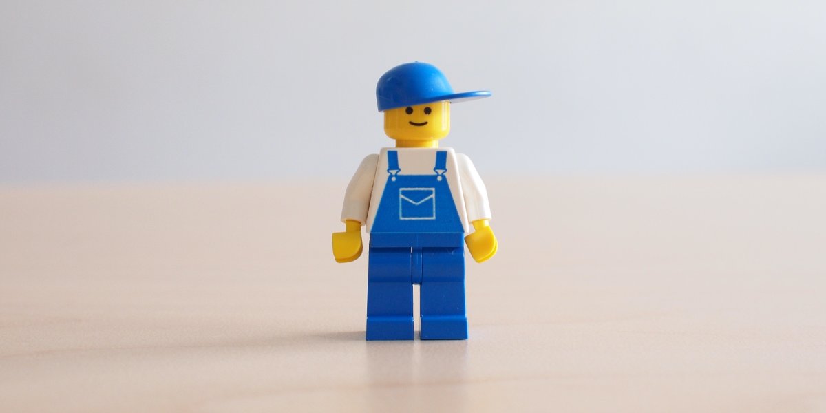 Лего разноцветные человечки