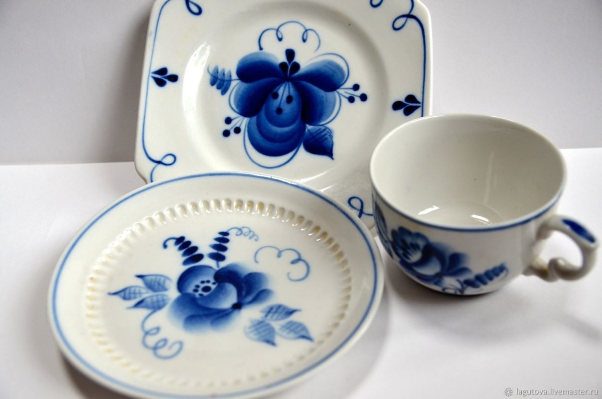 Гжельская посуда