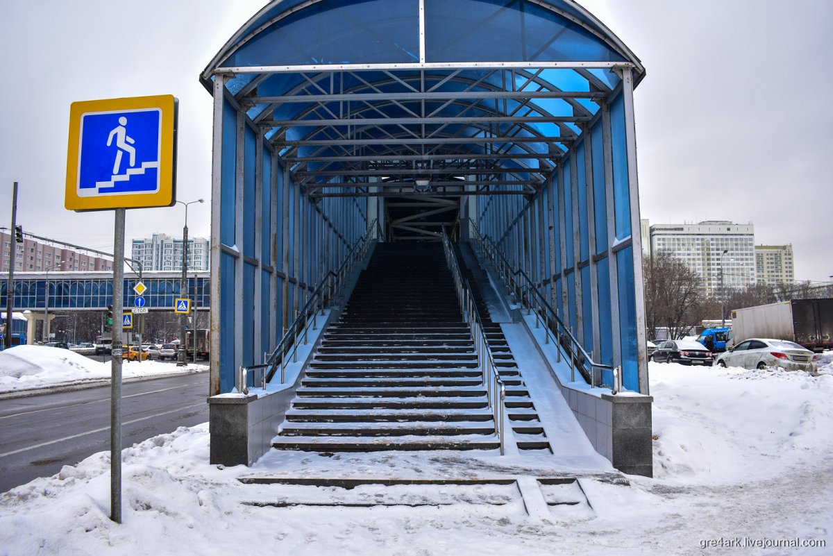 Надземный пешеходный тоннель