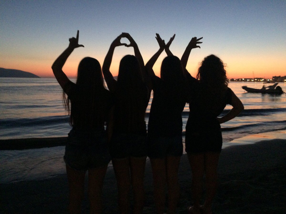 4 Подруги картинки