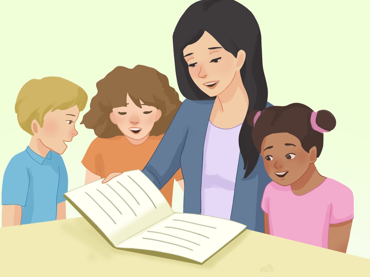 Воспитатель с родителями