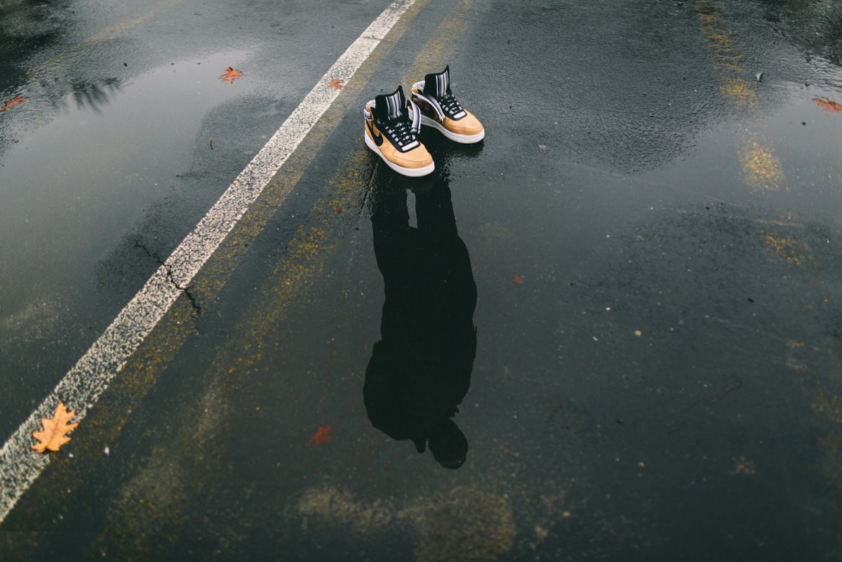 Ноги на асфальте