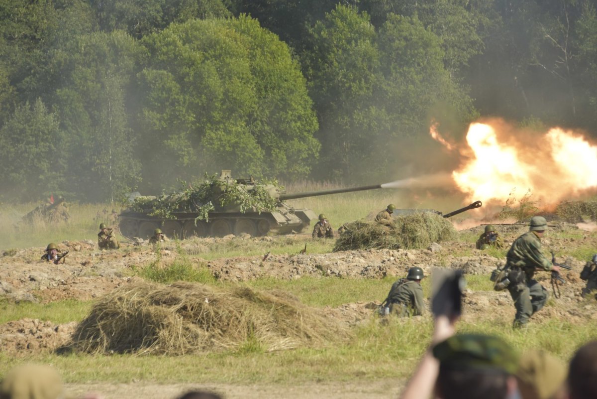 Поле боя 2015