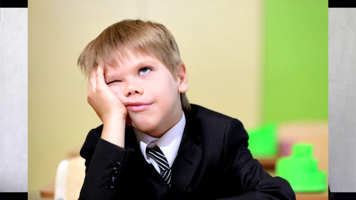 Школьники за партой