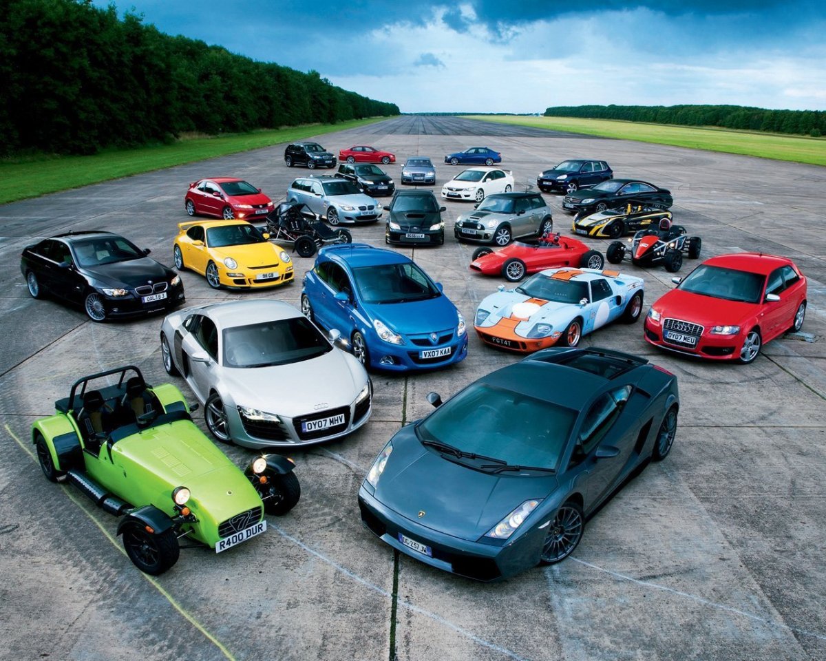 Много машин