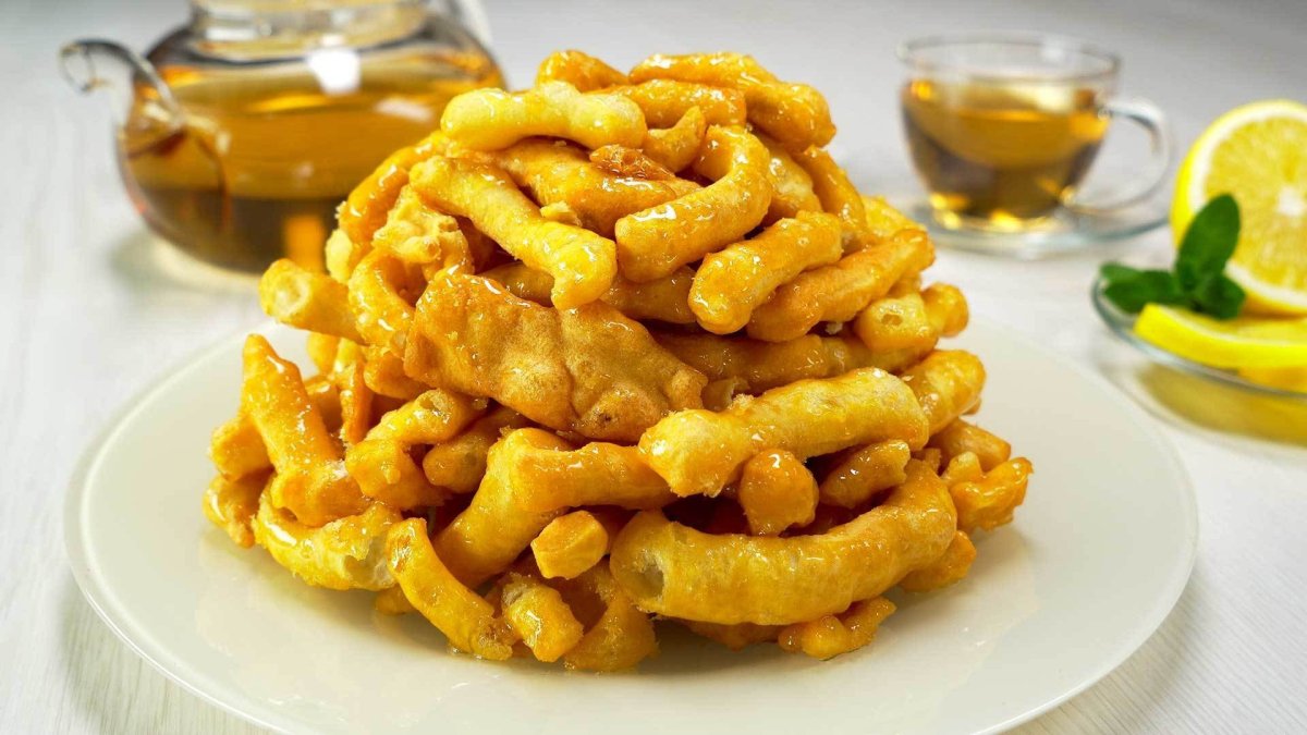 Татарское национальное блюдо Чак-Чак