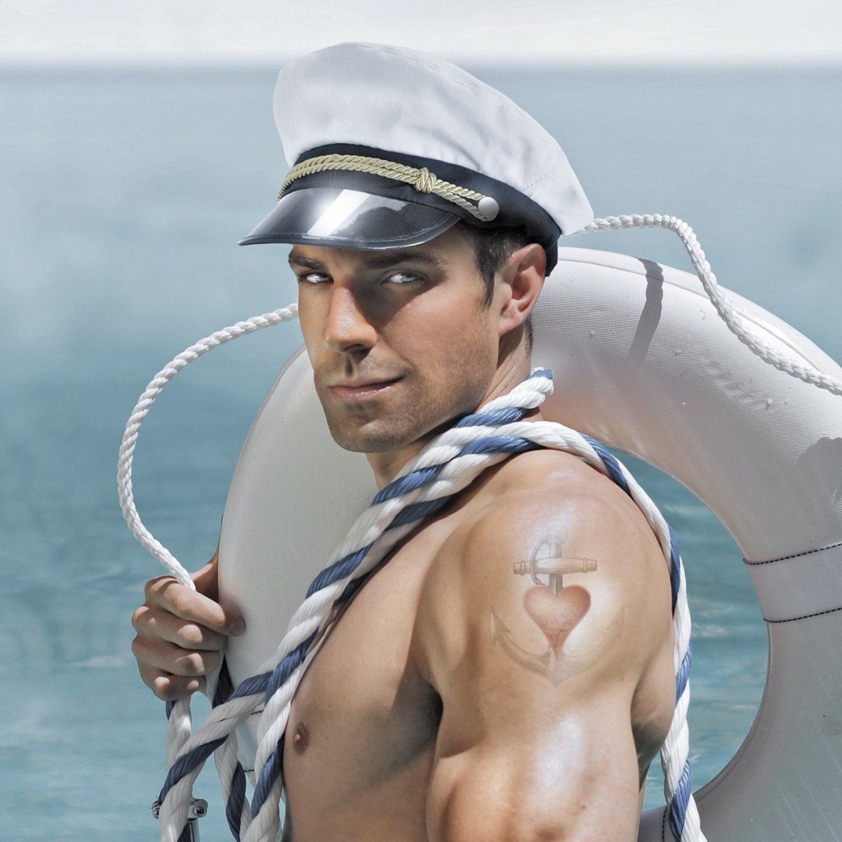 Мужчина Капитан