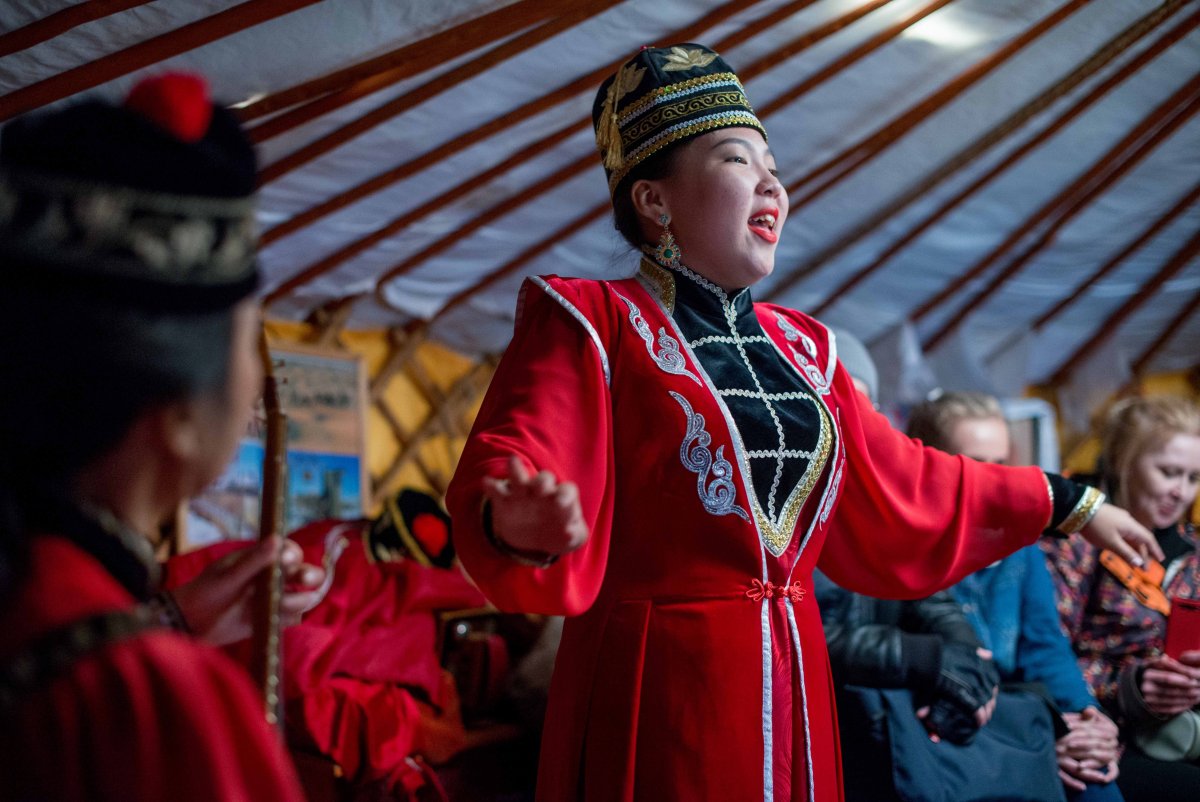 Калмыцкий дед Мороз