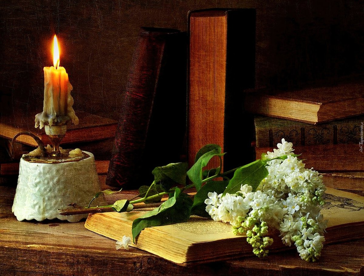 Натюрморт со свечами и цветами