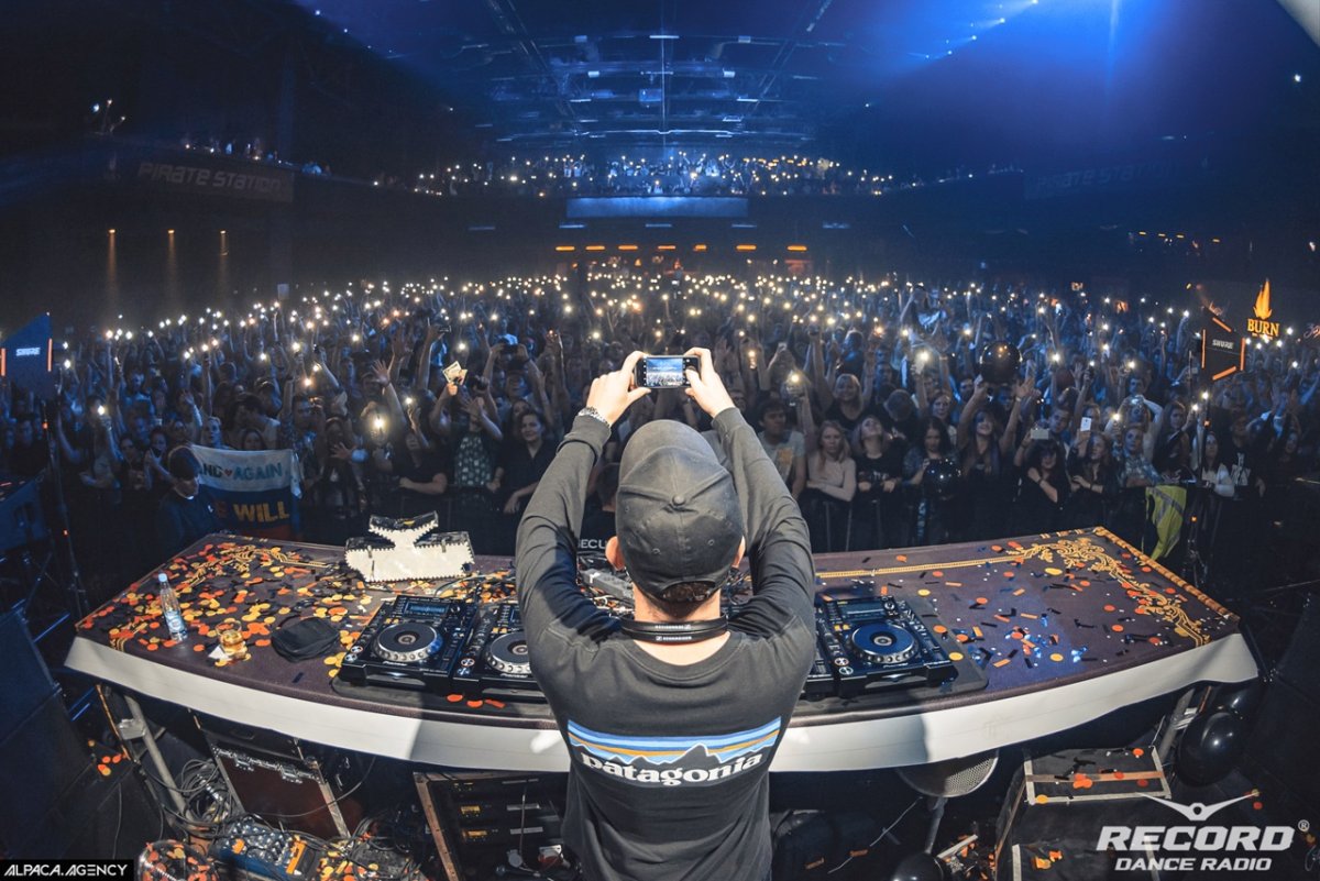 Адреналин Стадиум Пиратская станция