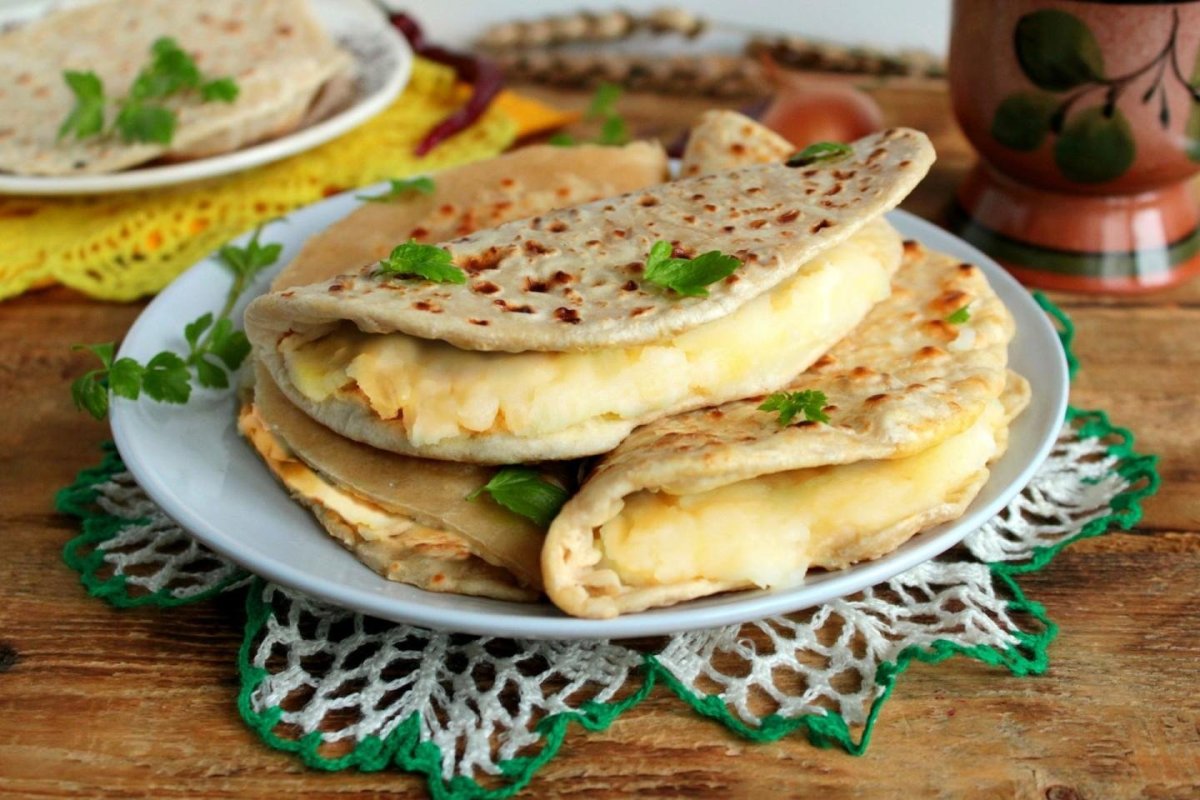 Татарская выпечка кыстыбый