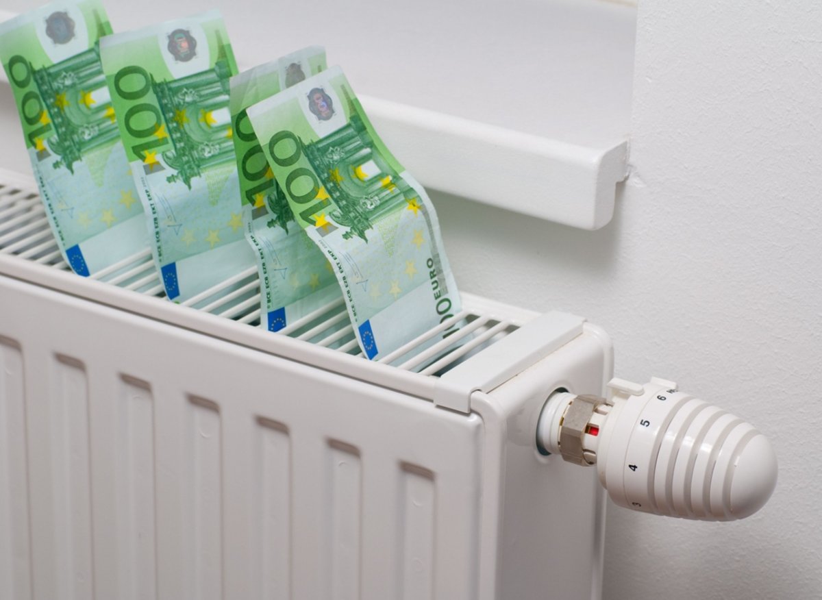 Откладывать деньги