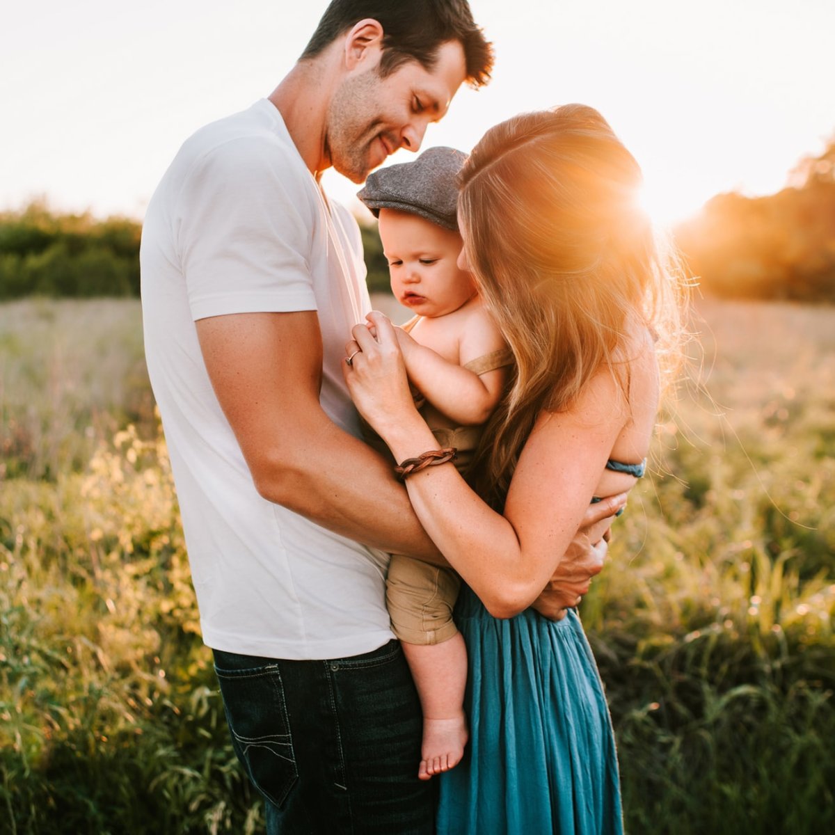 Счастливая СЕМЬЯСЕМЬЯ