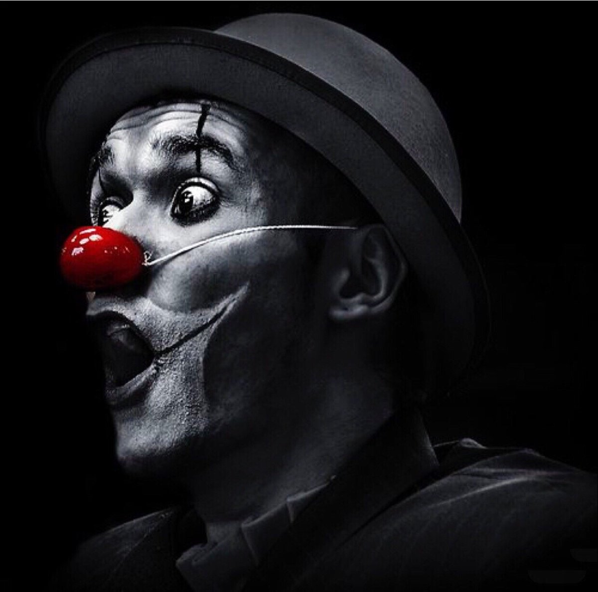 Печальный клоун