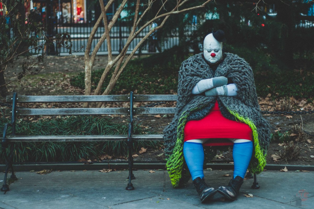 Грустный клоун живопись