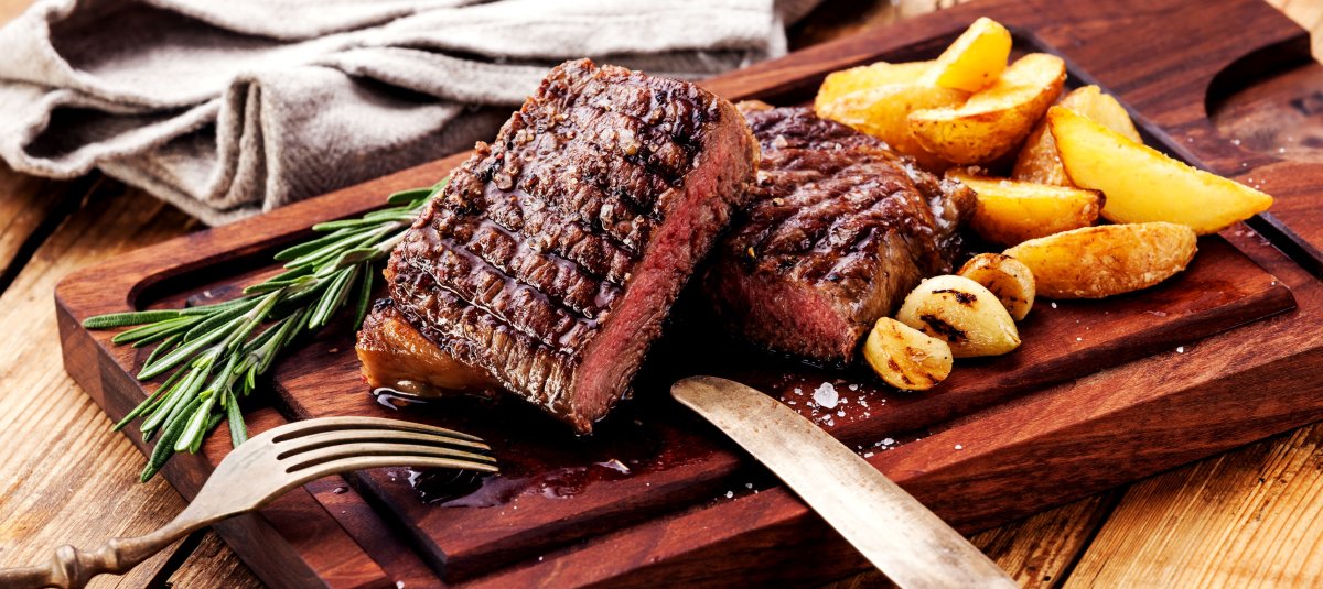 Стейк Рибай на гриле