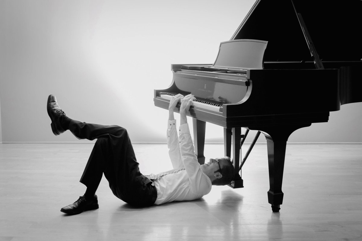 Пианист за роялем