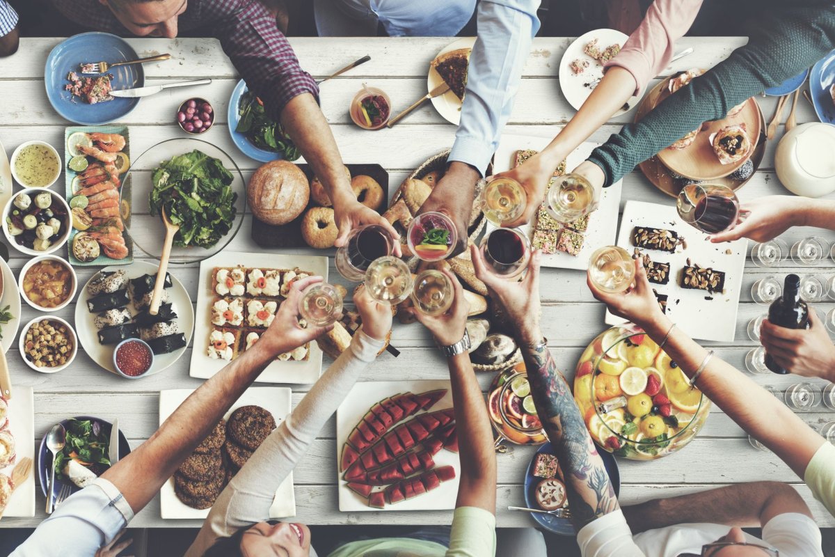 Еда с друзьями Эстетика