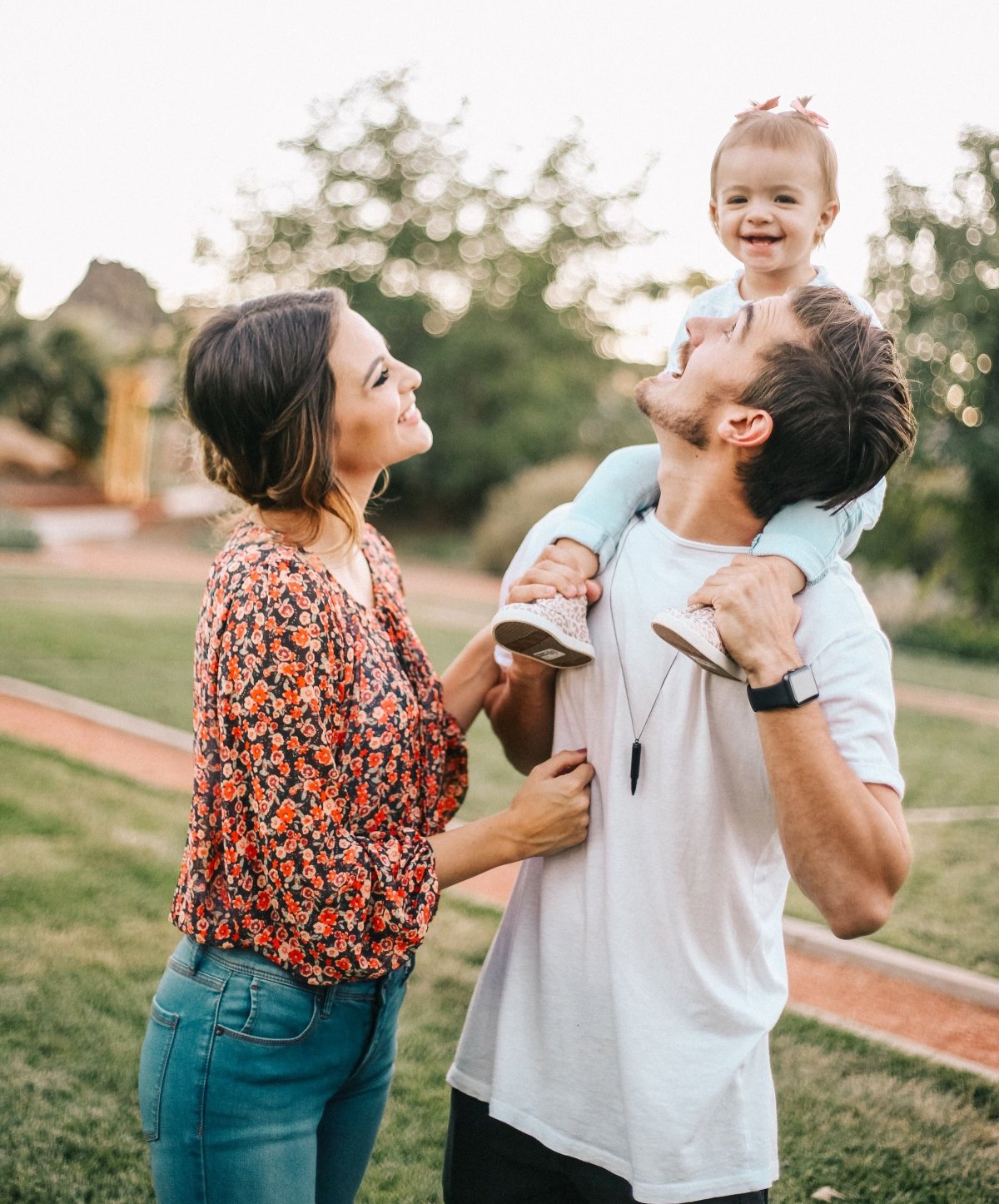 Портрет счастливой семьи