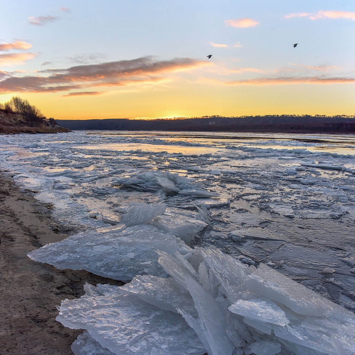 Ледостав и ледоход
