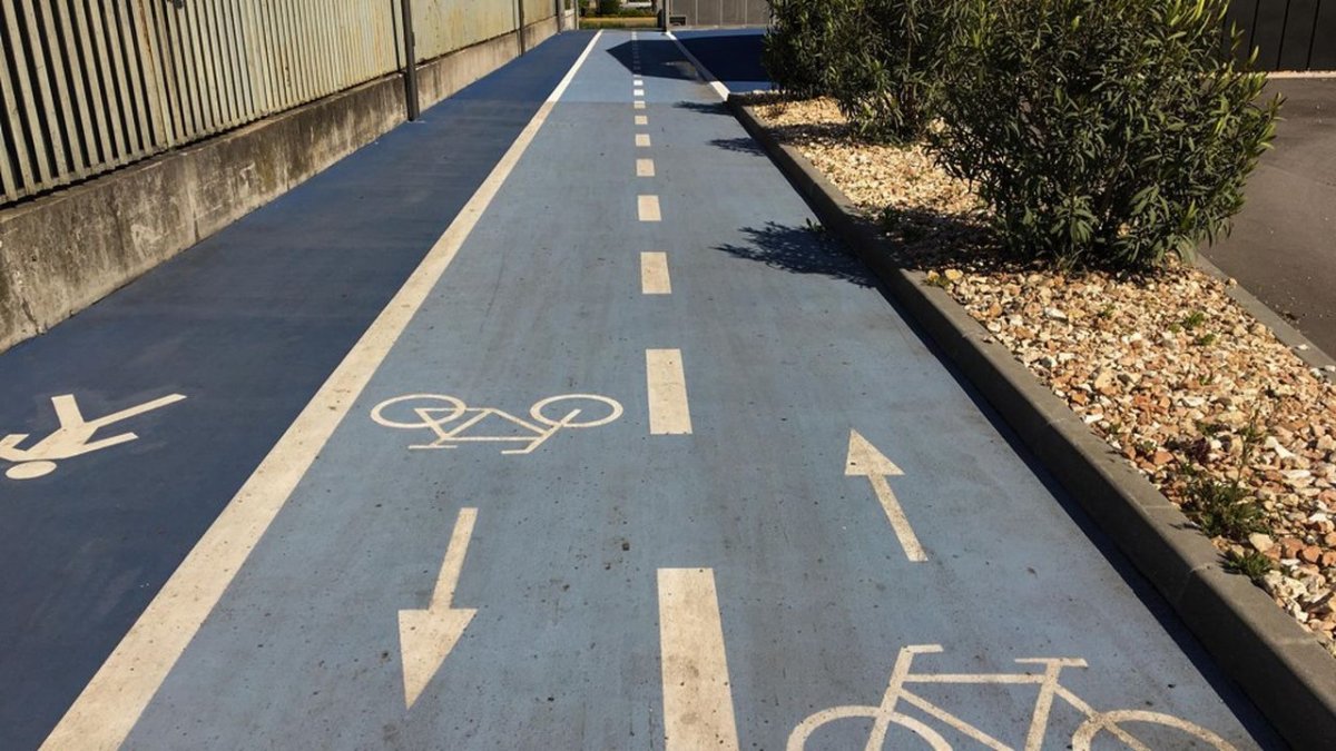 Велосипедная дорожка дорожный знак