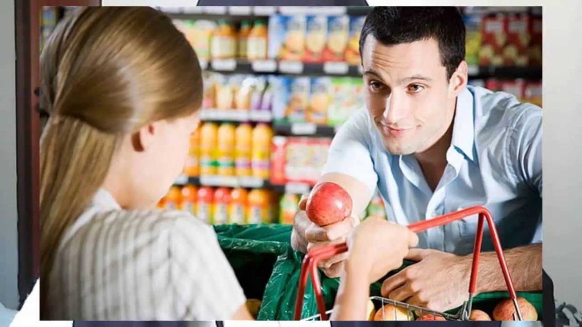 Человек продавец