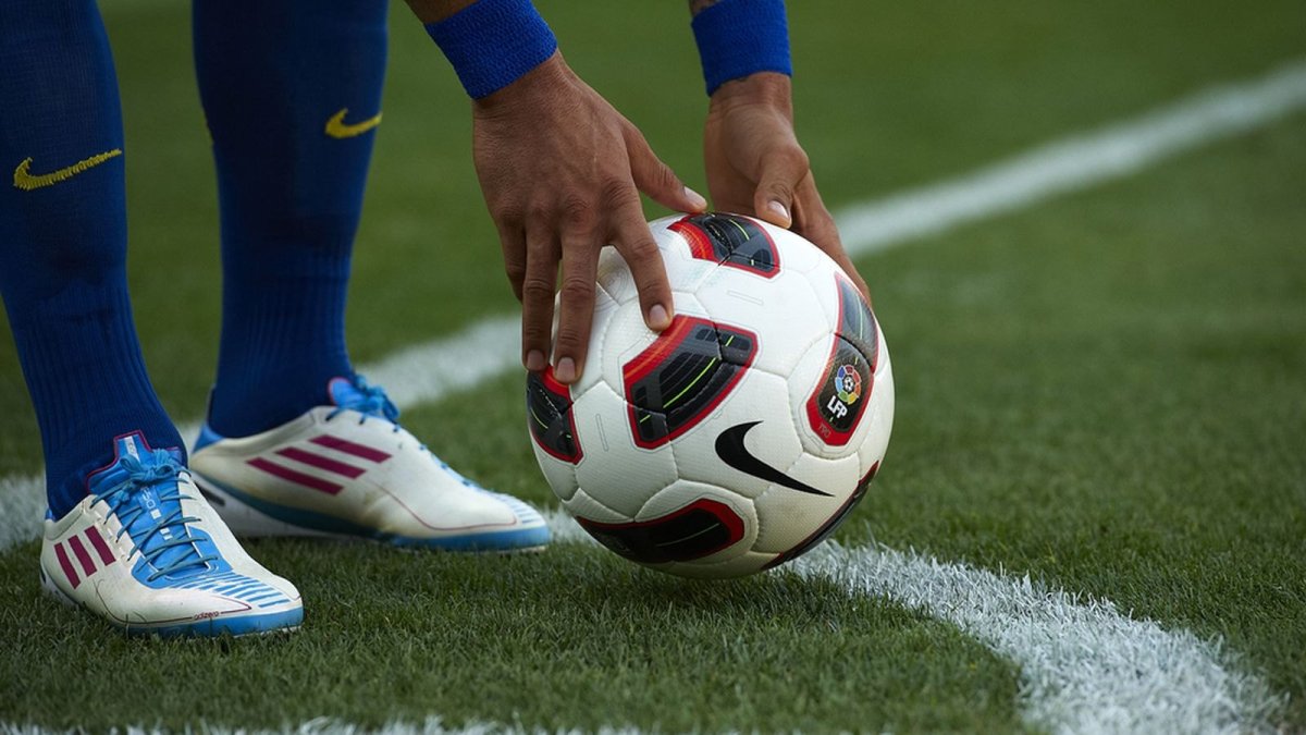 Футбольный мяч на аву