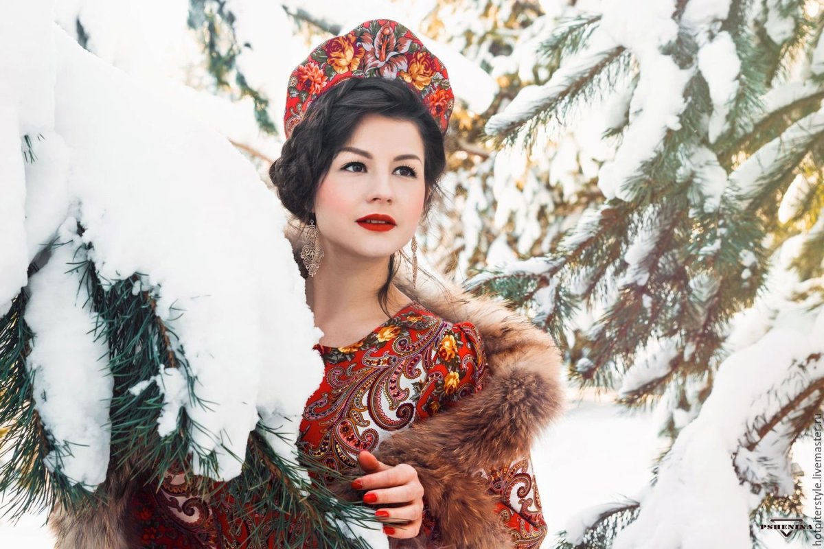 Саша грей в кокошнике русская красавица