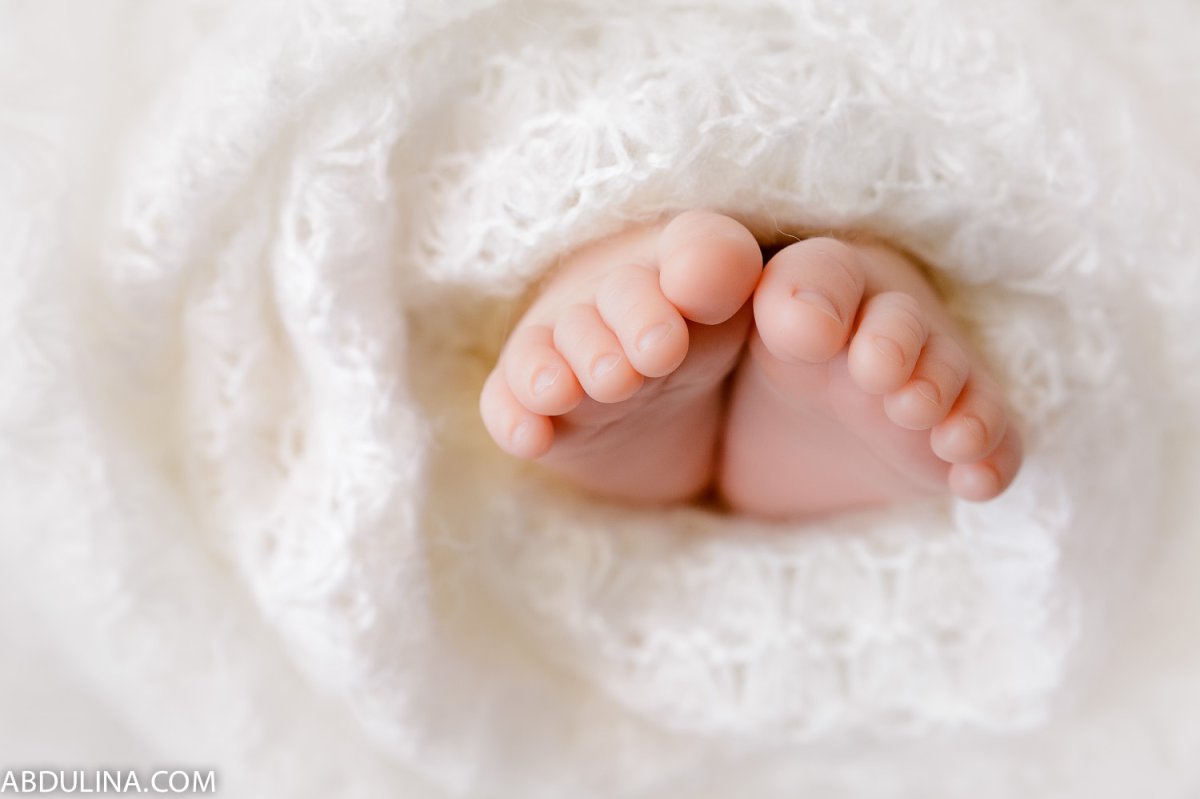 Ножки детей от 10 до 18