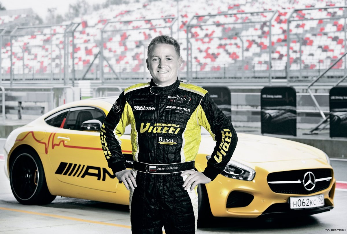 Александр Петров гонщик