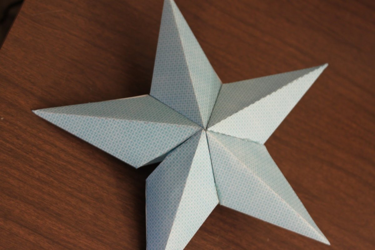 Объемная пятиконечная звезда из бумаги объемная