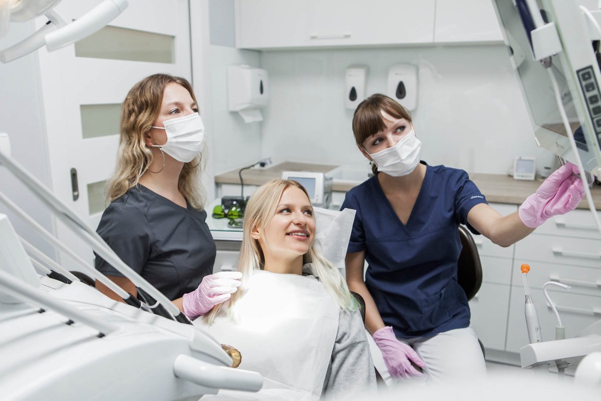 Ассистентка стоматолога