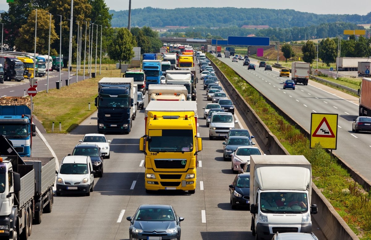 Автомобильный транспорт