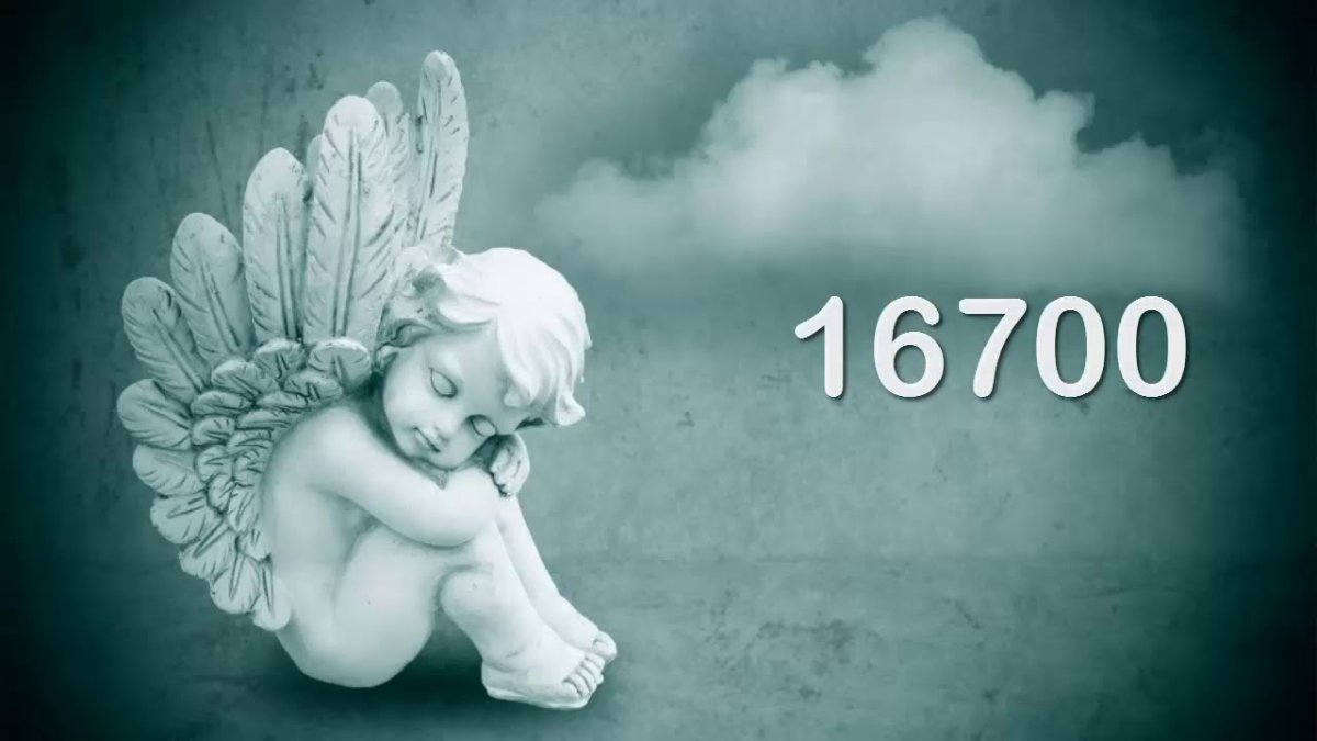 Ангелочек с крыльями