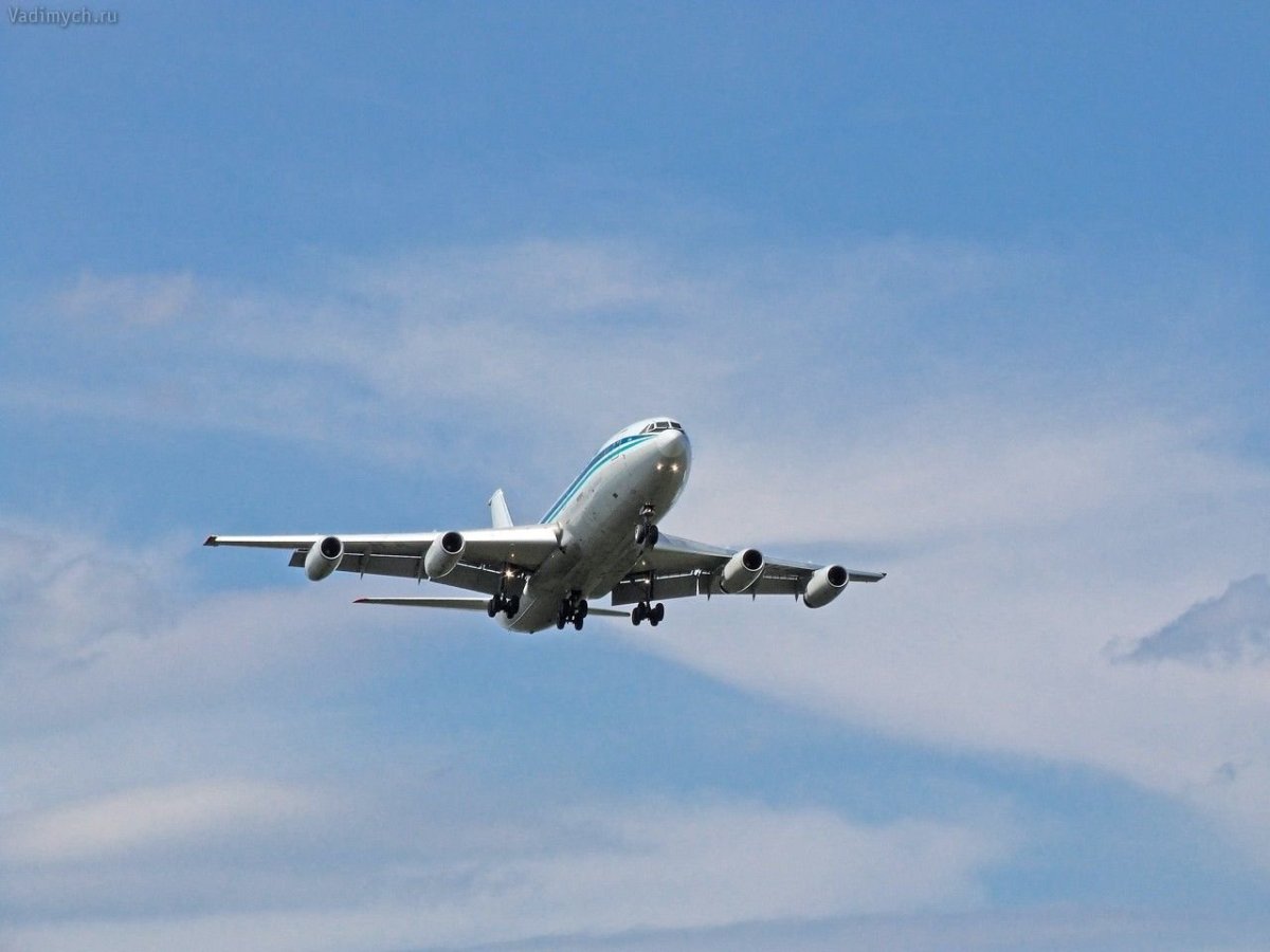 Сердце с самолетом