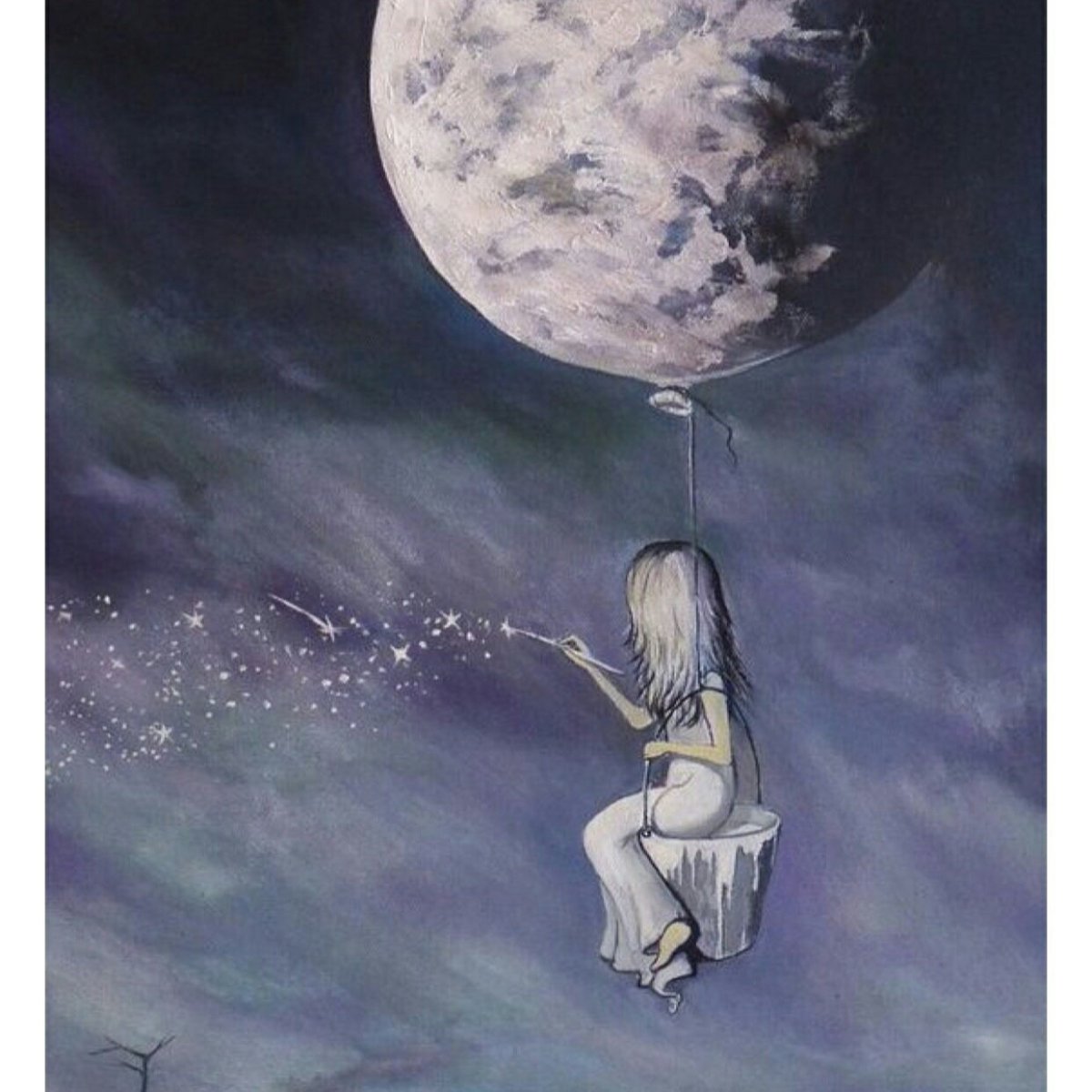 Брюнетка и Луна