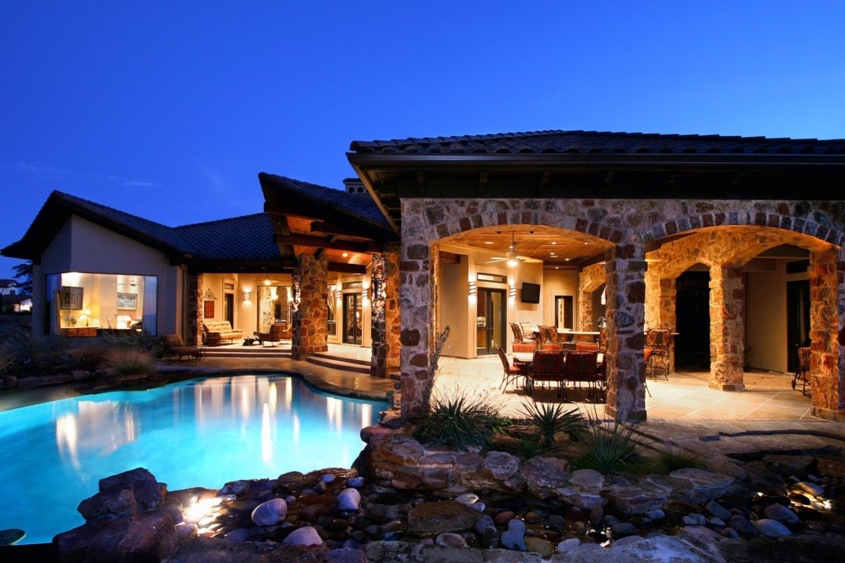 Домик для бассейна