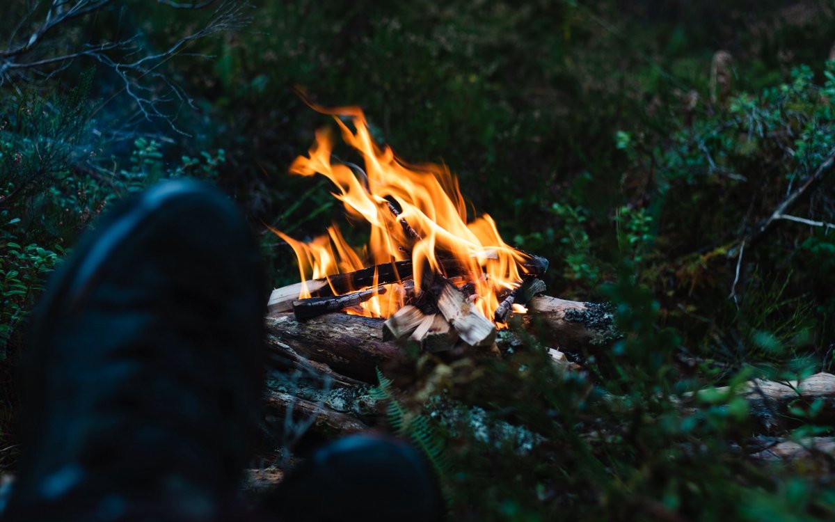 Костер на природе