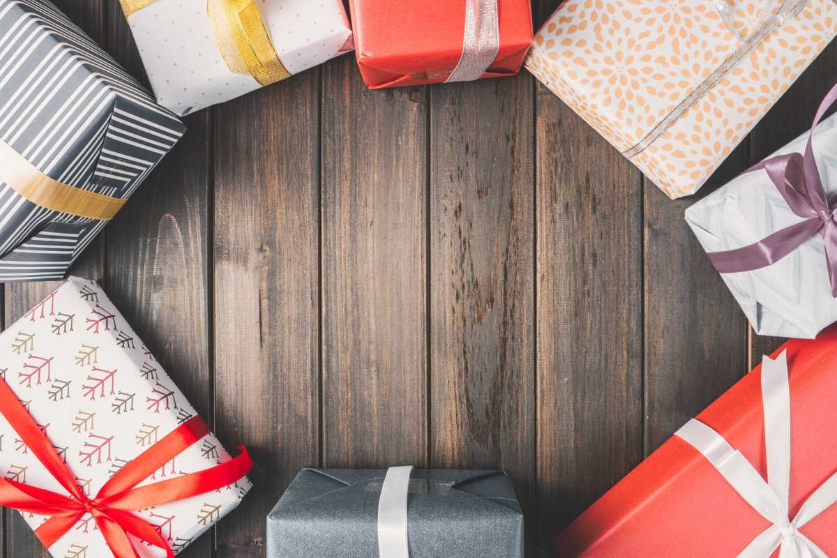 Фон доски с подарками