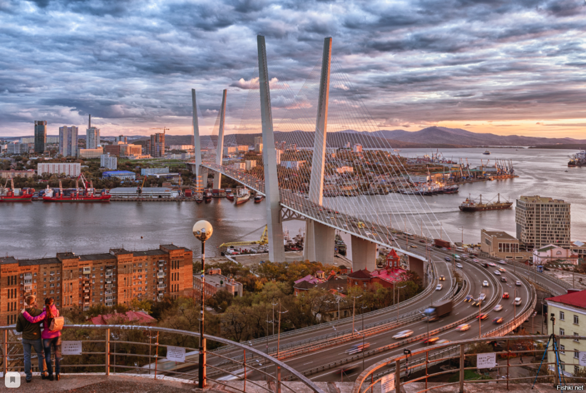 Бухта золотой Рог Владивосток