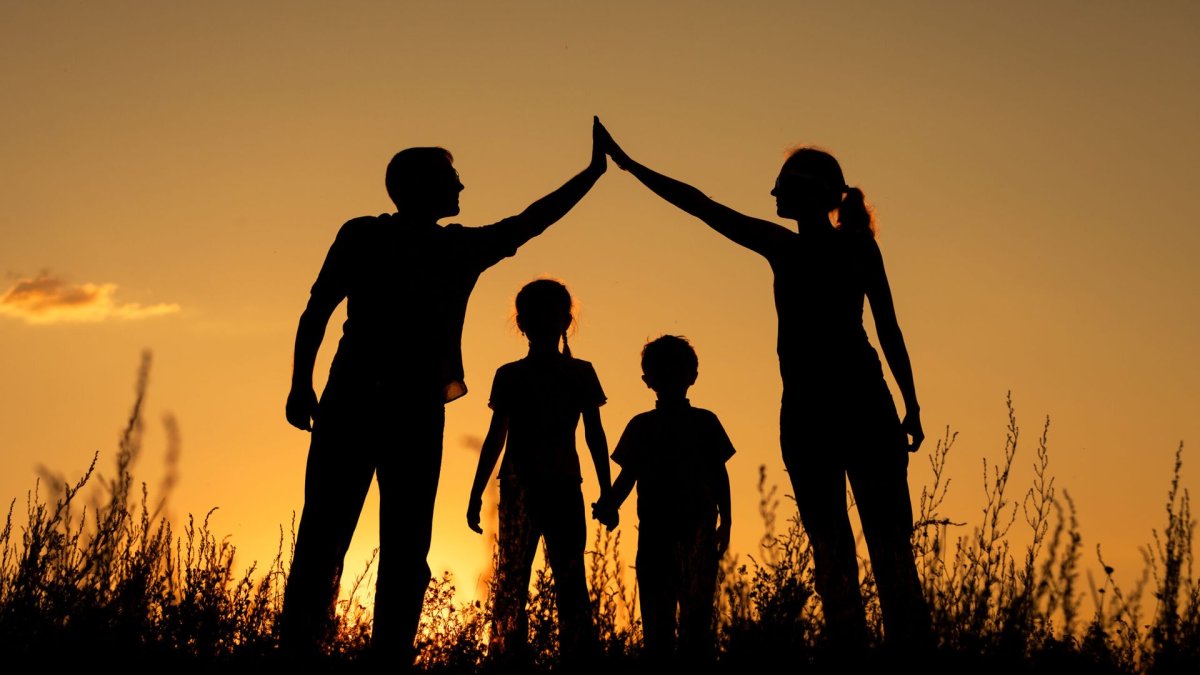 Счастливая СЕМЬЯСЕМЬЯ